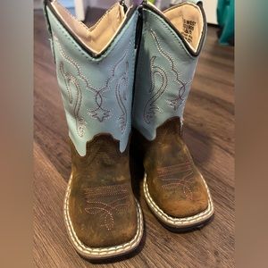 Baby cowboy boots size 4 never worn